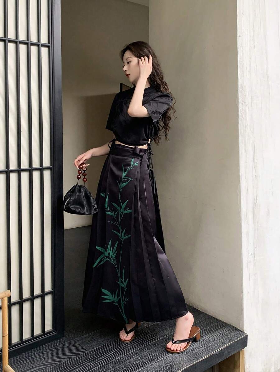 EastFlair Váy xếp li in hình cây cho ngày lễ - màu đen - Xem 1