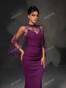 Nuovo set elegante da matrimonio con abito slim fit monocolore con contrasto in rete e cardigan senza maniche con spacchi aperti