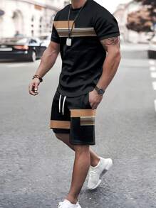 Manfinity Sport Corelite 男友风男士夏季简约印花短袖衬衫短裤运动套装健身套装 - 黑色 - 查看 3