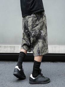 Manfinity LEGND Men Slant Pocket Graphic Print Denim Shorts - Multicolor - View 2