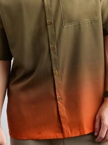 Manfinity RebelGame Men's Gradient Loose Short Sleeve Casual Shirt, Daily Wear.Men Shirts   Orange Shirt