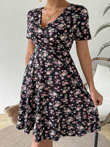 SHEIN VCAY Vestido Con Estampado Floral De Florecitas Con Cuello Sobrepelliz - Multicolor - Ver 6