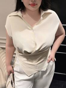 SHEIN Clasi Plus Solid Asymmetrical Hem Blouse - Apricot - View 4