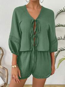 Breezaya 燈籠袖蕾絲拼接領帶前衬衫和短褲2件套裝 - 綠色 - 查看 4