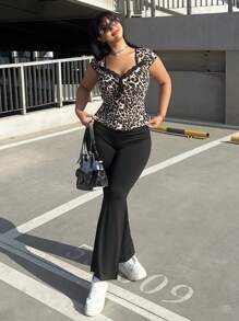 SHEIN MOOSTA 大码女式夏季鸡心领花卉蕾丝豹纹T恤图案猎豹纹T恤女式上衣 - 黑色 - 查看 7