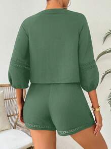 Breezaya 燈籠袖蕾絲拼接領帶前衬衫和短褲2件套裝 - 綠色 - 查看 2