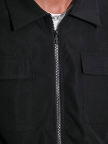 Manfinity Homme 男款大學風潮流純色襯衫配口袋和綁腰短褲套裝，2件裝 - 黑色 - 查看 6