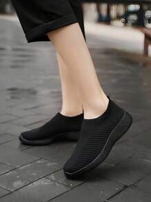 New Outdoor Sports Shoes Casual Shoes, Knitted Fabric, Suitable For Those Who Want To Engage In Outdoor Activities