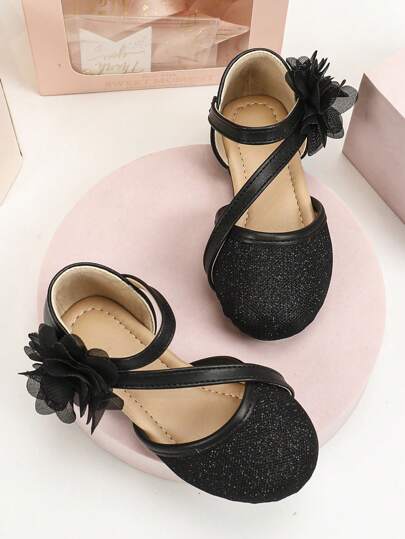 新款夏季女嬰舒適平底鞋，花卉裝飾，適用於學步期，時尚戶外鞋履