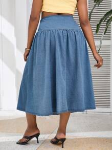 SHEIN VCAY Plus Size Loose Fit Denim Skirt With Side Split, Blue, For Casual & Vacation Wear - Medium Wash - View 2
