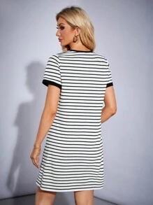 SHEIN Tall Women's Knitted Black And White Striped Mini Dress - Black and White - View 2