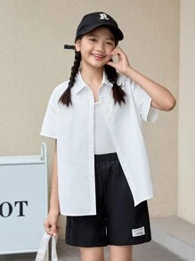 SHEIN White Casual Loose Fit Back Print Turn-Down Collar Shirt And Black Loose Fit Casual Weave Tagged Shorts Set, For Tween Girls