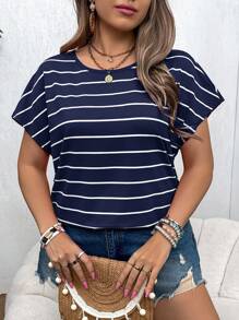 SHEIN VCAY Maglietta a maniche corte a girocollo con righe multicolore, stile boho, taglia comoda, adatta per le vacanze estive