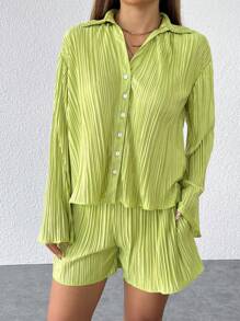 SHEIN PETITE 亮面牙籤摺長袖襯衫+短褲女裝兩件套 - 綠色 - 查看 7