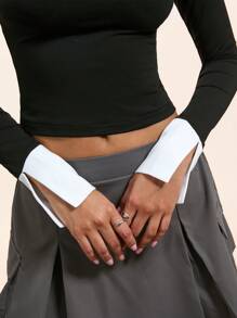 Forever 21 Women's Spring/Summer Color-Blocked Peter Pan Collar Long Sleeve Slim Fit T-Shirt