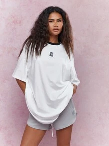 MISSGUIDED Embroidered Logo Contrast Collar Oversized T-Shirt - White - View 1
