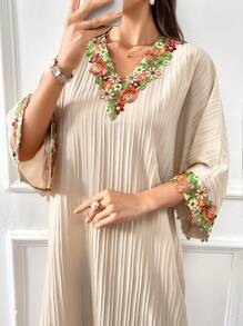 Al Najma Damen elegantes Kleid mit floraler Stickerei und Fledermausärmeln, langer, bescheidener Kaftan-Stil Arabisches Kleid für den Sommer