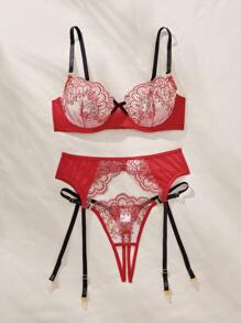 Women's Sexy 3-Piece Set With Color-Contrasting Embroidery, Bra And Panty Set - Burgundy - View 1