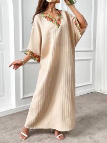 Al Najma Damen elegantes Kleid mit floraler Stickerei und Fledermausärmeln, langer, bescheidener Kaftan-Stil Arabisches Kleid für den Sommer
