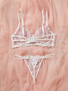 2pcs Sexy White Embroidered Lingerie Set - White - View 2