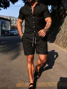 Manfinity Homme 男士夏季純色單排釦短袖襯衫和束口腰短褲休閒套裝 - 黑色 - 查看 6