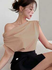 DAZY Women's Solid Color Asymmetric Collar Pleated Casual T-Shirt, Summer