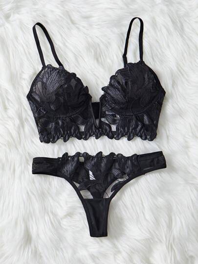 French Classic Zwart Shaped BH Slipje Set, Lingerie view 4