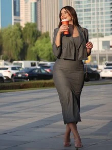 Seusyu Conjunto de traje gris para mujer, apto para otoño, ropa de oficina, estilo elegante y casual, con chaqueta blazer corta y vestido camiseta, conjunto casual de negocios para la oficina, la escuela, uso diario casual o cualquier otra ocasión formal. Set de 2 piezas - Gris - Ver 2