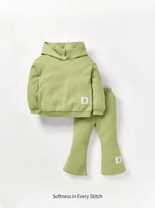 Cozy Pixies 2 件装女婴中性服装纯色连帽落肩运动衫和阔腿裤套装，绿色 - 綠色 - 查看 1