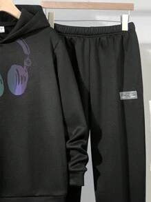 SHEIN Teens Boys Casual Loose Comfortable Colorful Graphic Print Hoodie Sweatshirt And Drawstring Pants Set