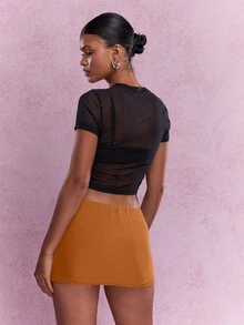 MISSGUIDED 平纹针织合身日常休闲迷你短裙，配有内置短裤 - 棕色 - 查看 2