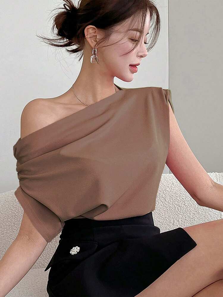 Women's Summer Solid Color Asymmetrical Neck Batwing Sleeve Casual T-Shirt