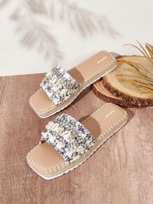 Styleloop Women'S Fashionable Flat Sandals Vacation Shoes Summer - Black and White - View 4