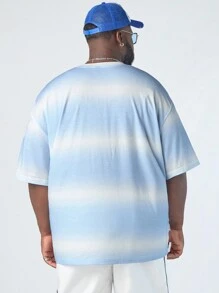 Manfinity NXTstreet Manfinity CozeMod Men's Plus Size Casual Knitted Ombre Letter Print Drop-Shoulder Round Neck Short Sleeve T-Shirt, Suitable For Summer Daily Wear