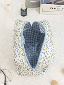 清新碎花化妆包绗缝旅行化妆包拉链袋八角形手持化妆包大容量绗缝化妆包女士可爱唯美花卉洗漱用品收纳包蓬松化妆包适合送礼、朋友、女士、生日礼物、返校用品