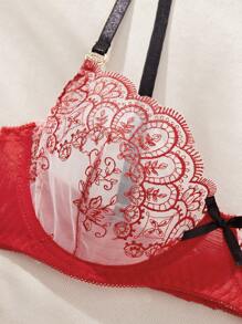 Women's Sexy 3-Piece Set With Color-Contrasting Embroidery, Bra And Panty Set - Burgundy - View 3