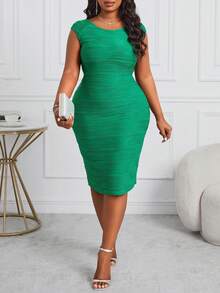 SHEIN Lady Vestido verde ajustado de talla grande con textura de onda de agua, vestidos para mujeres de cuello redondo que estilizan la figura para bodas, salidas y las cuatro estaciones - Verde - Ver 6