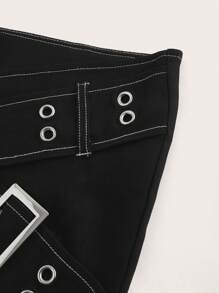 SHEIN ICON Y2k Summer Ultra-Low Waist Cross Belt Buckle Mini Skirt With Double Row Metal Eyelets Decor - Black - View 4