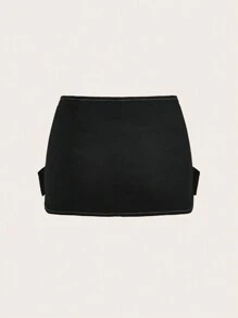 SHEIN ICON Y2k Summer Ultra-Low Waist Cross Belt Buckle Mini Skirt With Double Row Metal Eyelets Decor - Black - View 2