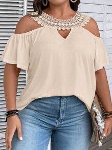 SHEIN Clasi 加大码蕾丝拼布领撞色个性T恤，适合日常休闲优雅风格 - 杏色 - 查看 6