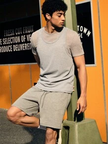 Forever 21 Männer T-Shirt & Tank Top & Shorts Drei Stück Set in Grau - Grau - Übersicht 1