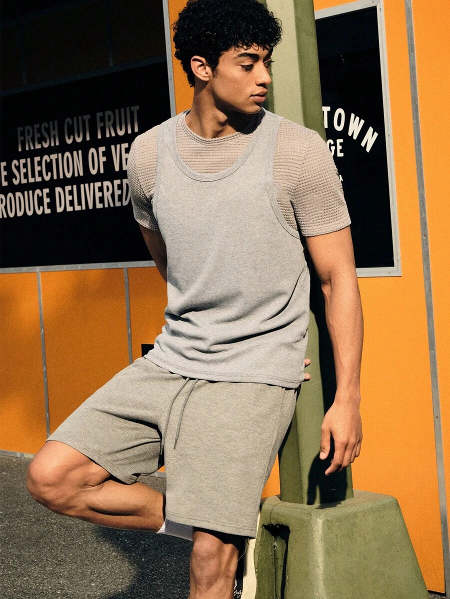 Forever 21 Männer T-Shirt & Tank Top & Shorts Drei Stück Set in Grau - Grau - Übersicht 1