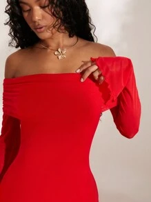 Opulessa Women's Elegant & Romantic Simple Off-Shoulder Split Hem Flare Sleeve Dress - Red - View 1