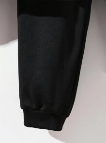 SHEIN Leap Crew Conjunto de 2 piezas con sudadera con capucha y pantalones flojos de franela con gráfico de bola que brilla en la oscuridad, adecuado para ropa deportiva casual y abrigado, para niños preadolescentes