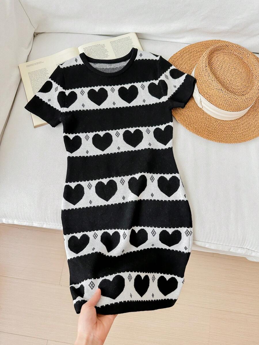 Tween Girl's Heart Pattern Striped Short Sleeve Sweater Dress With Round Neck - Black and White - View 1