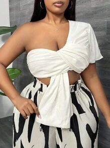 SHEIN SXY Women Plus Curve  One Shoulder Ruched Crop Top - White - View 7