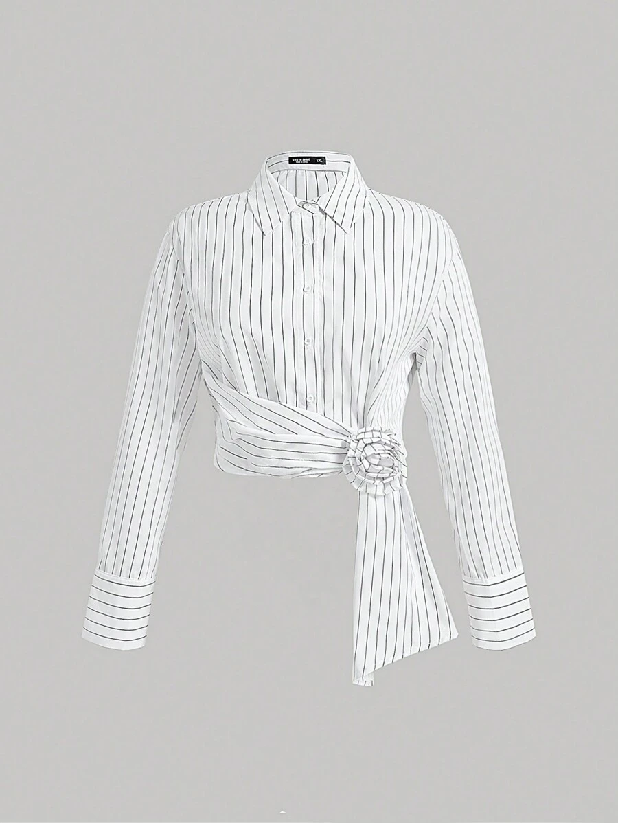 SHEIN MOD Plus Size 3D Floral Decor Black & White Striped Cropped Shirt - Black and White - View 1
