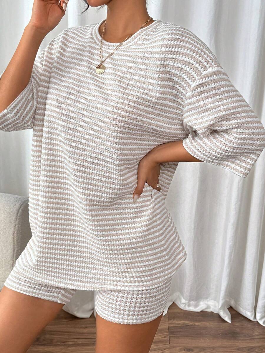 SHEIN Frenchy 女士纯色落肩罗纹针织 T 恤和短裤返校服装秋季女装复古风格教师服装 - 杏色 - 查看 1