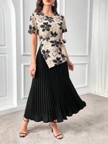 Al Najma Floral Print Knot Side Pleated Hem 2 In 1 Dress - Black - View 2
