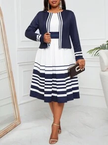 SHEIN Lady Conjunto de dos piezas con chaqueta corta de cárdigan a rayas de bloque de color y vestido plisado A-line, sin mangas, cintura ceñida, vestidos de mujer blancos, conjuntos de dos piezas de mujer, atuendos de mujer para salir, atuendos para las cuatro estaciones - Azul y blanco - Ver 3